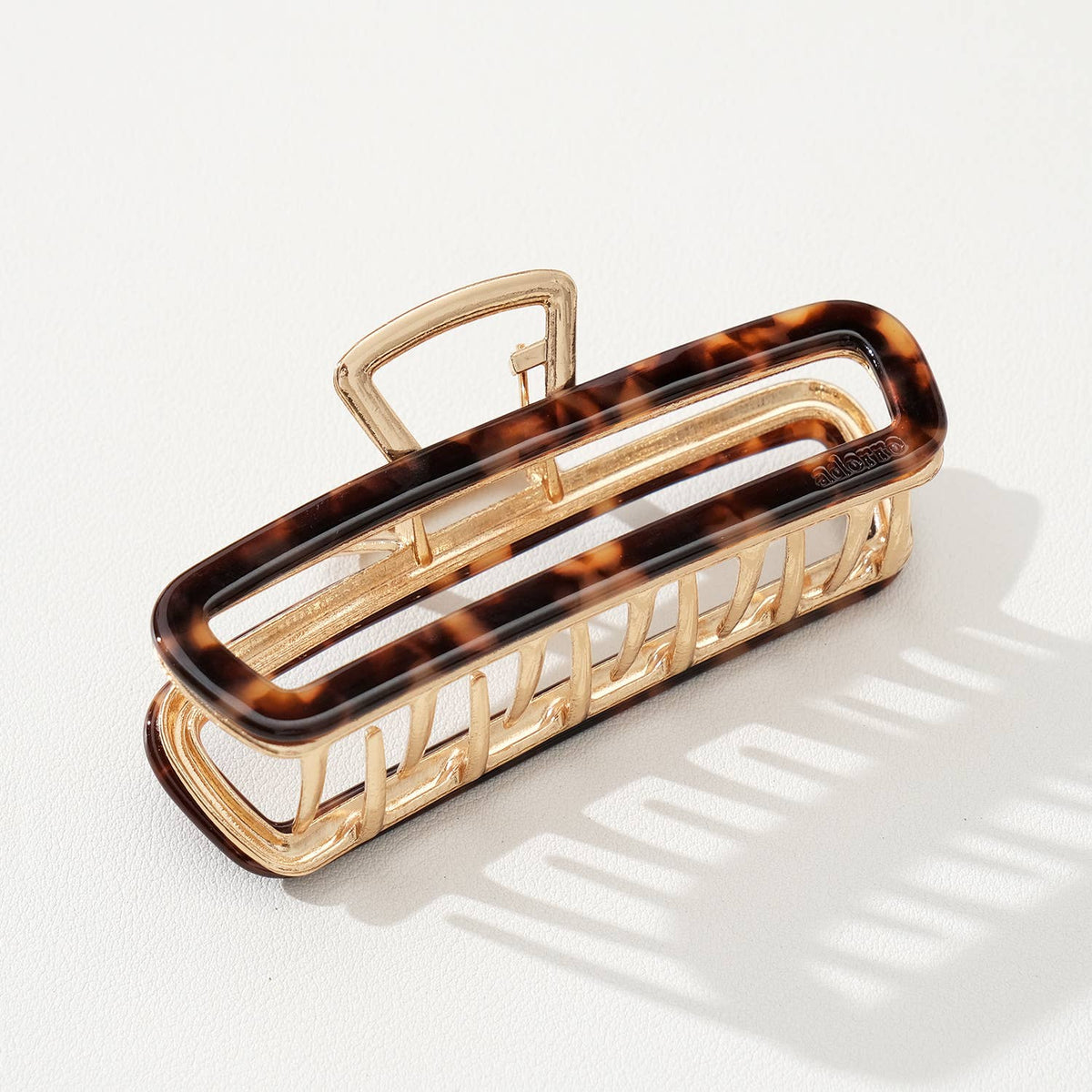 Harlow Large Hollow Rectangle Metal Claw Clip