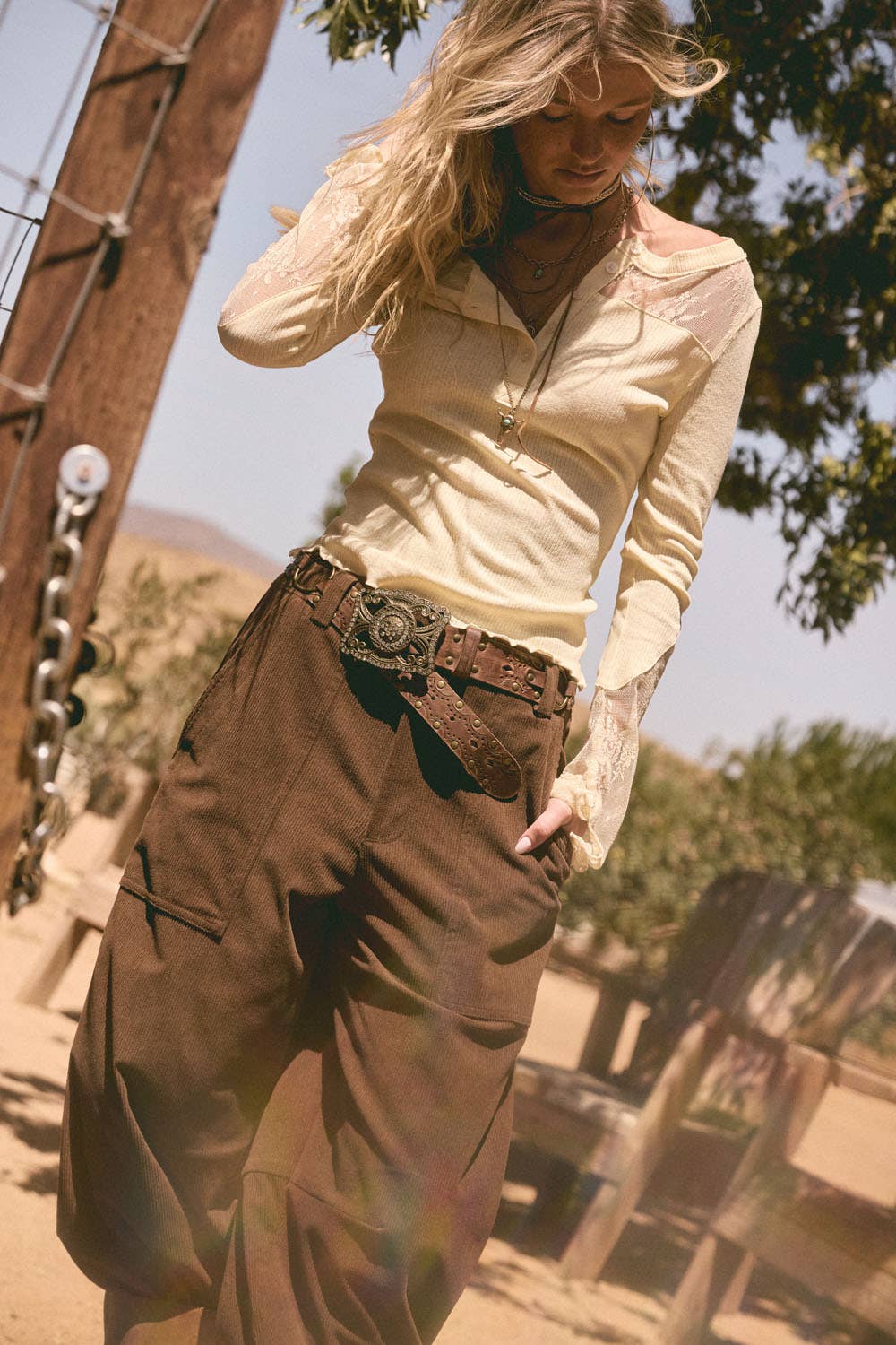 Solid Corduroy Pleated-Hem Pocket Barrel Pants