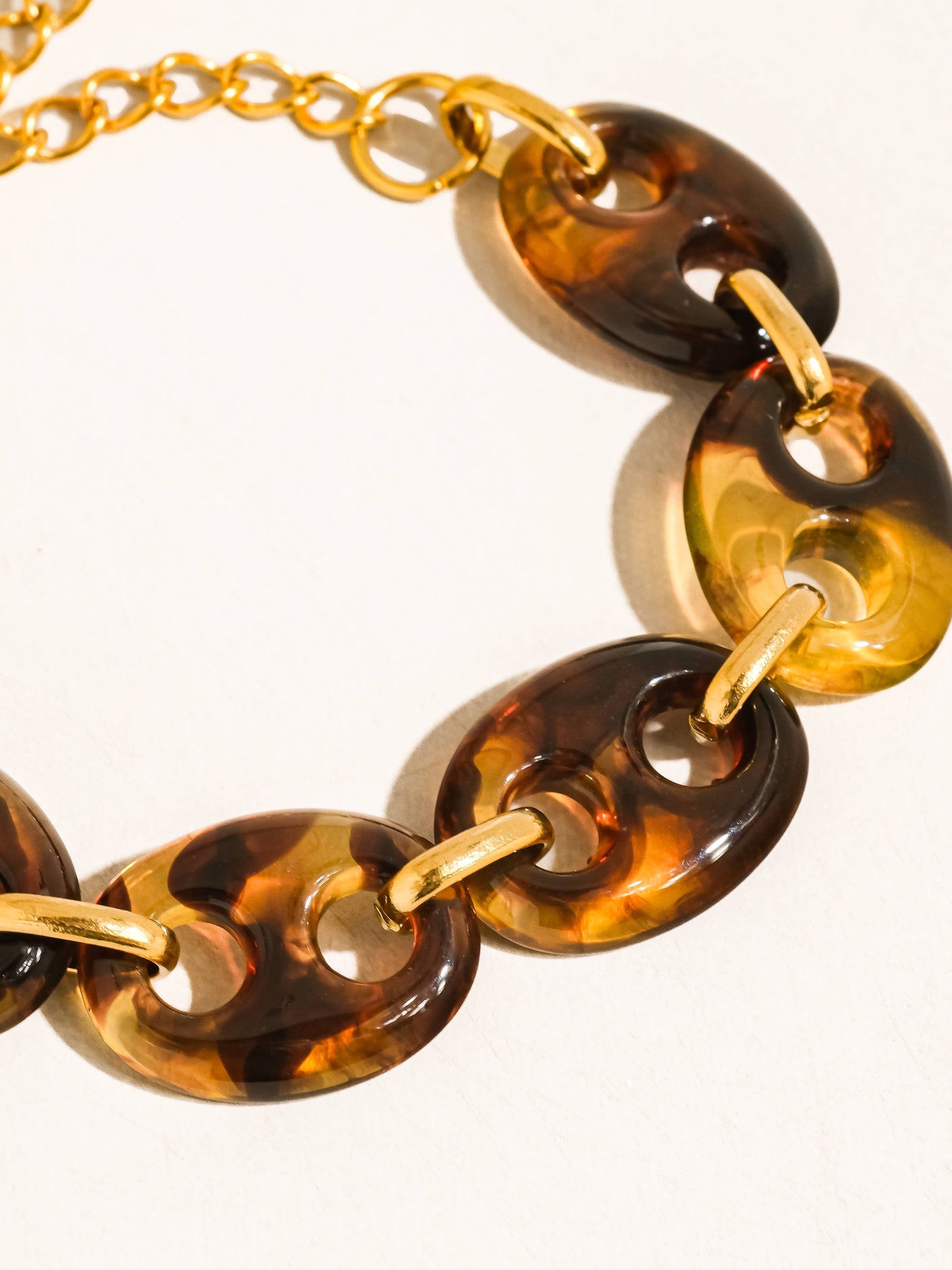 Acacia 18K Gold Non-Tarnish Chunky Resin Link Bracelet