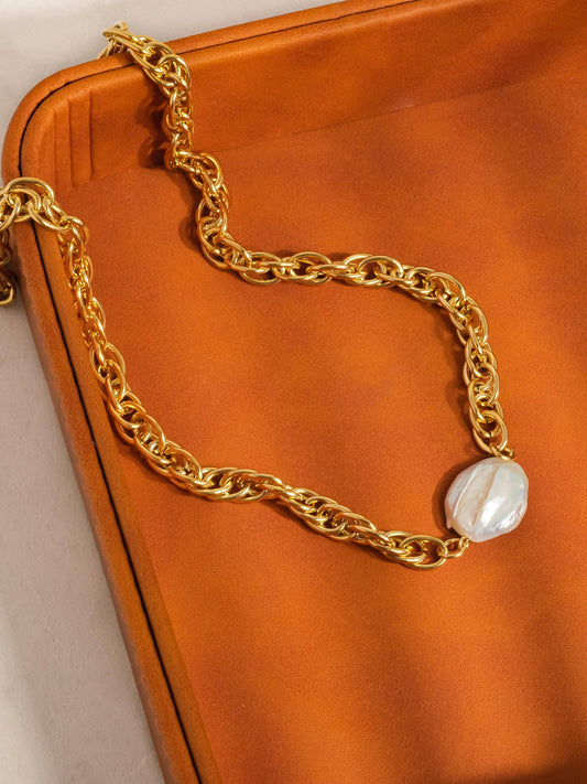 Loan 18K Non-Tarnish Bold Pearl Chain Necklace