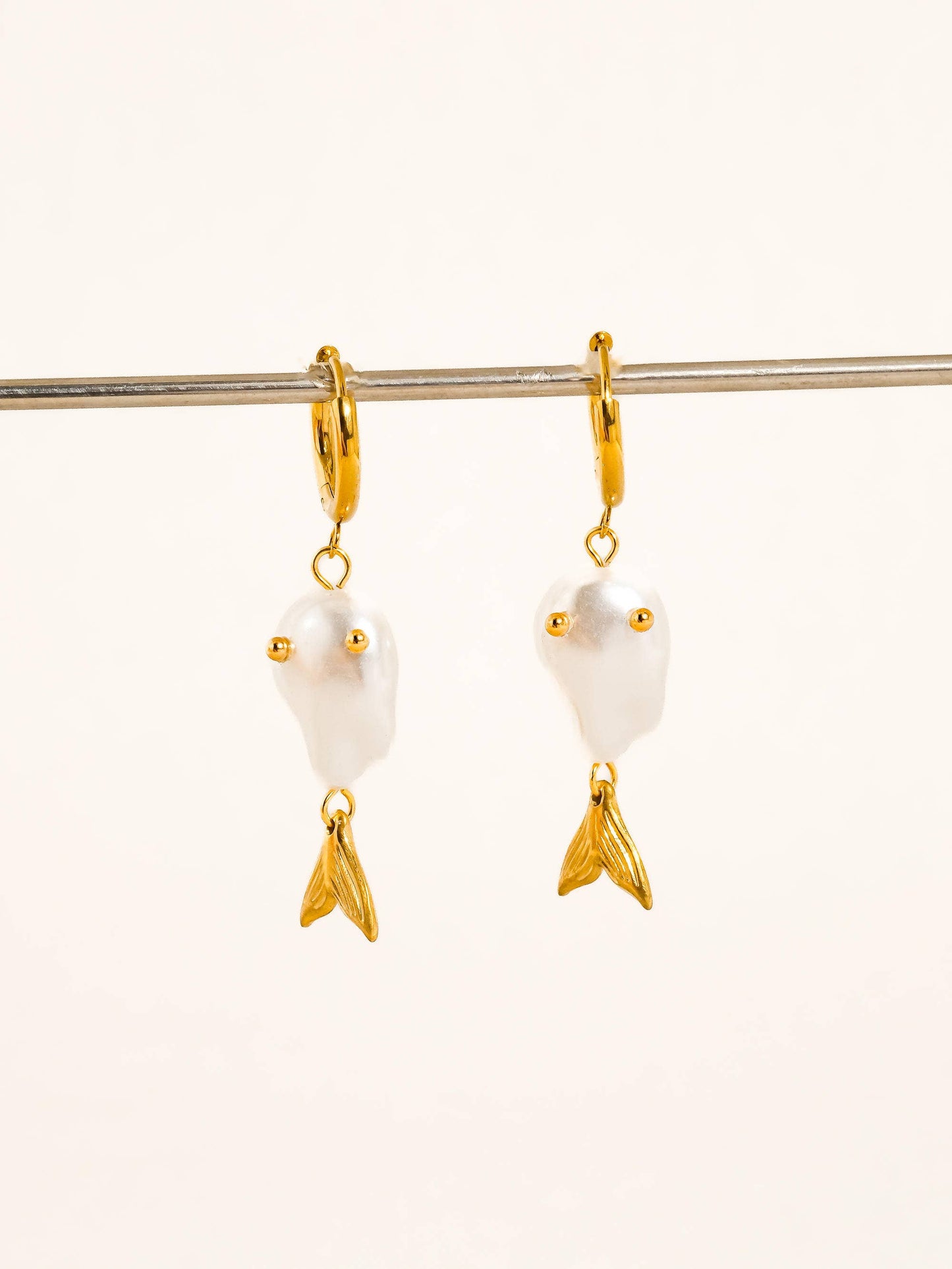 Pearlette 18K Gold Non-Tarnish Pearl Mermaid Tail Earrings