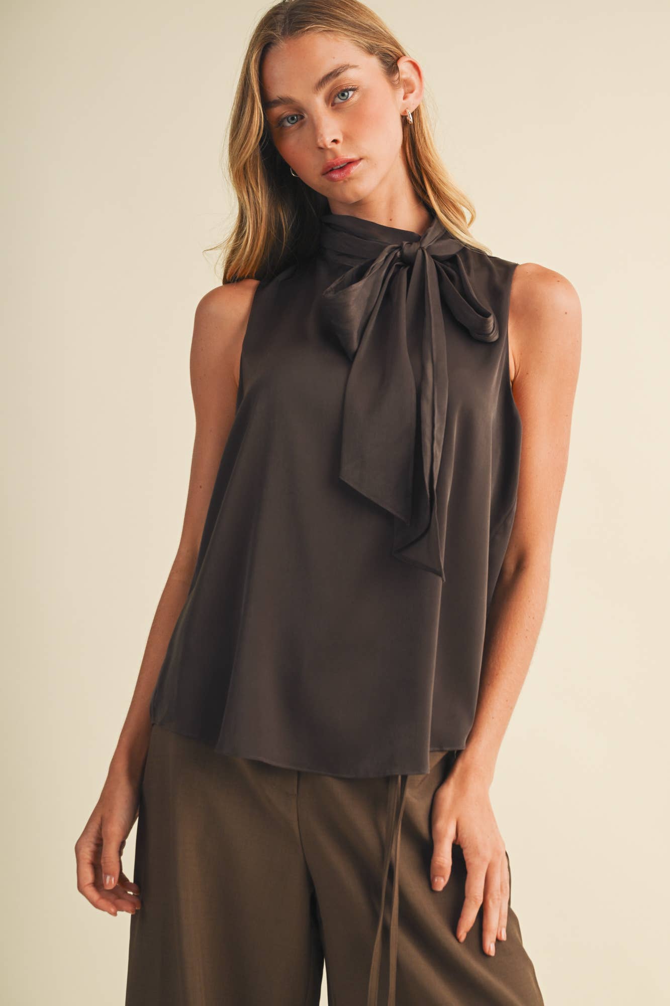 Mock-Neck Sleeveless Blouse with Bow