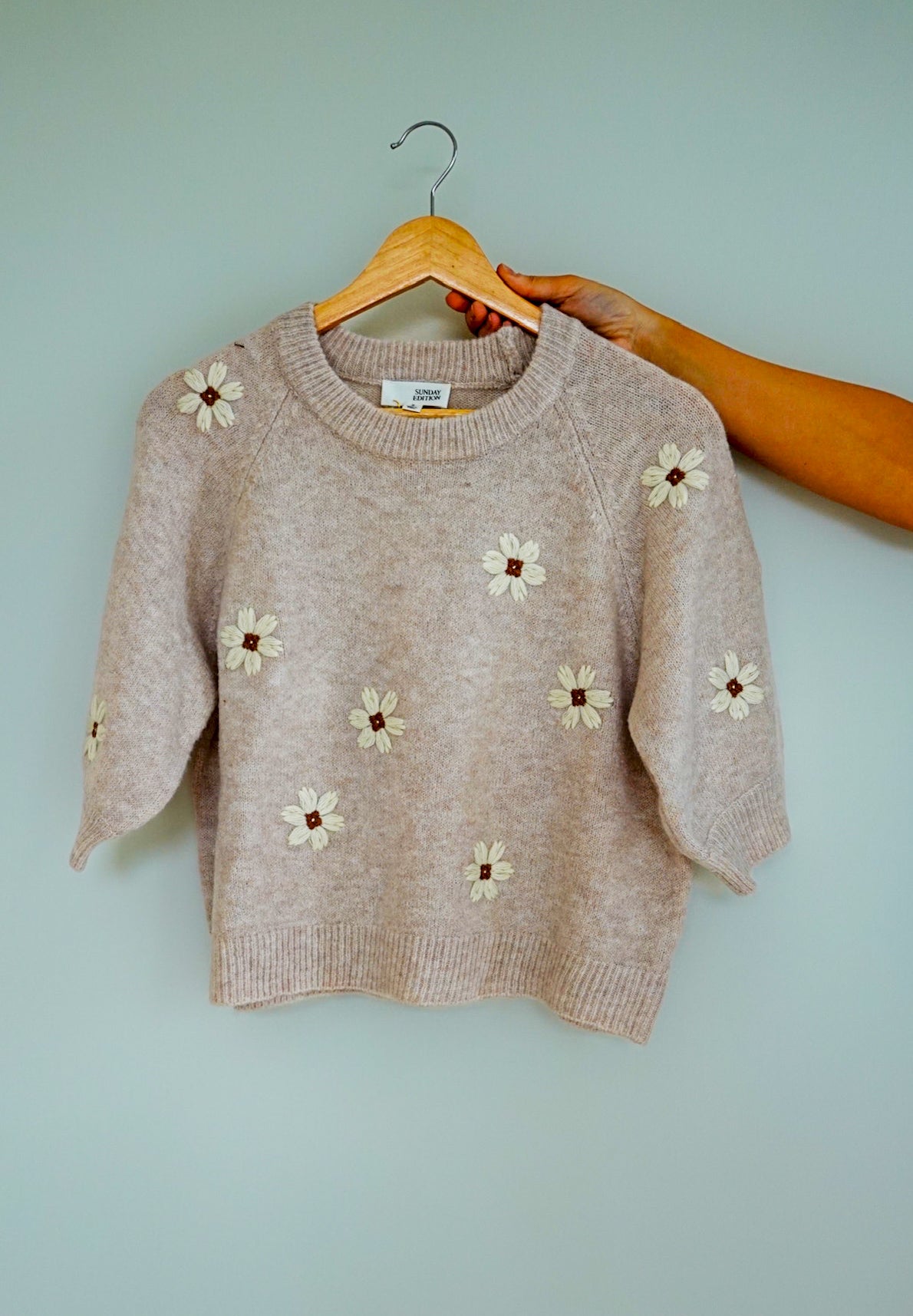 Short Sleeve Flower Sweater
