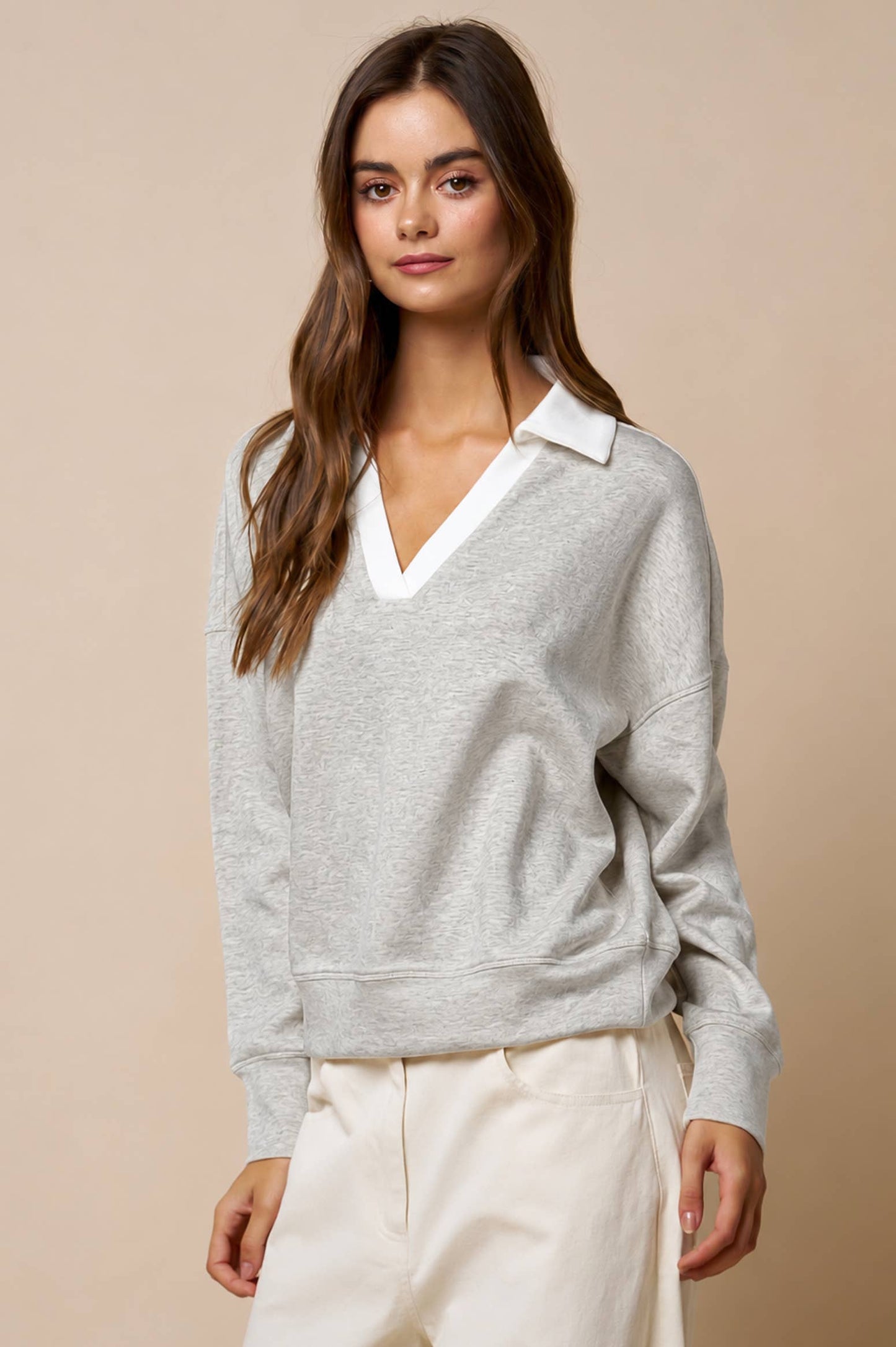 Lalavon - Contrast Collared V Neck Top