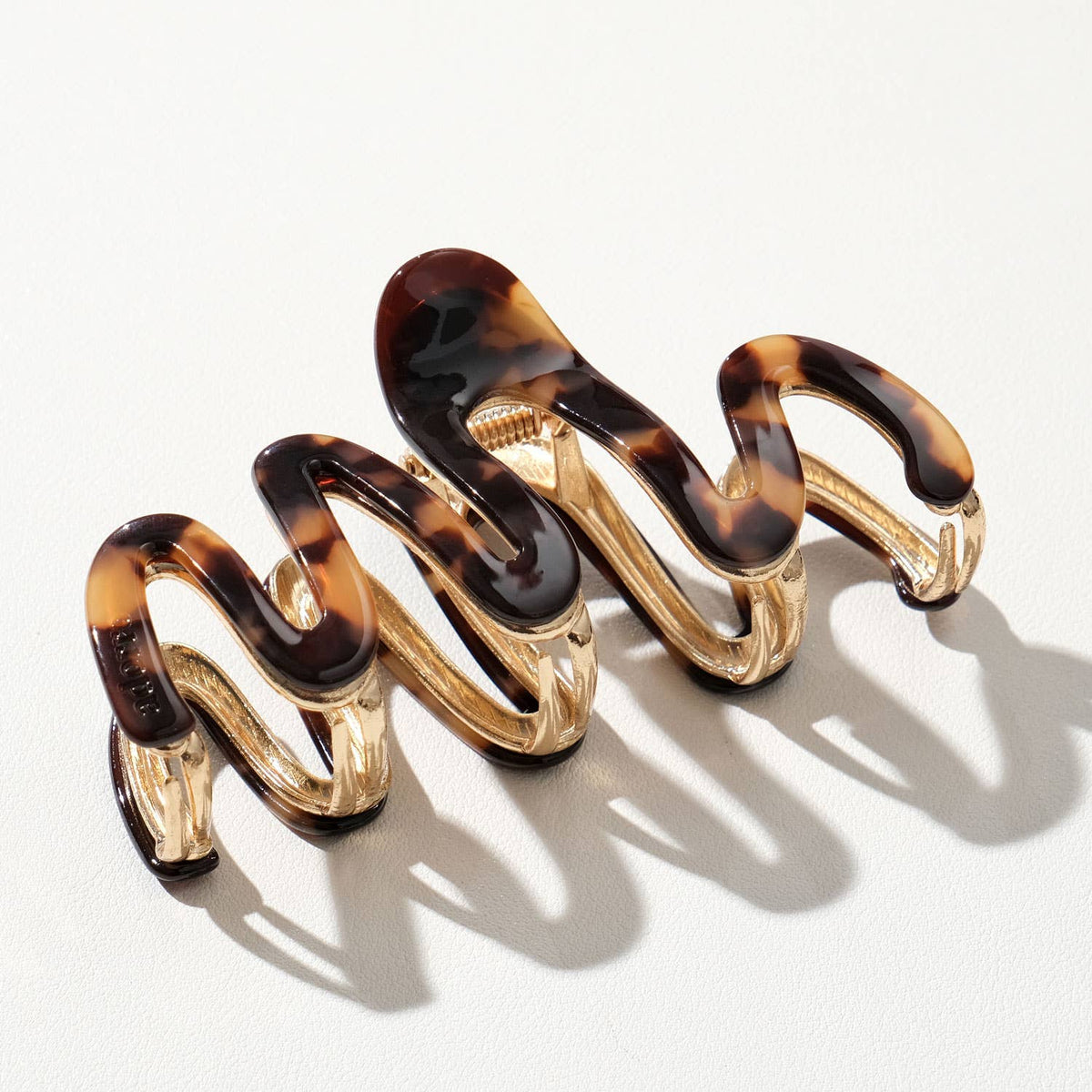Adorro - Willow Vintage Metal Squiggle Claw Clip - Large