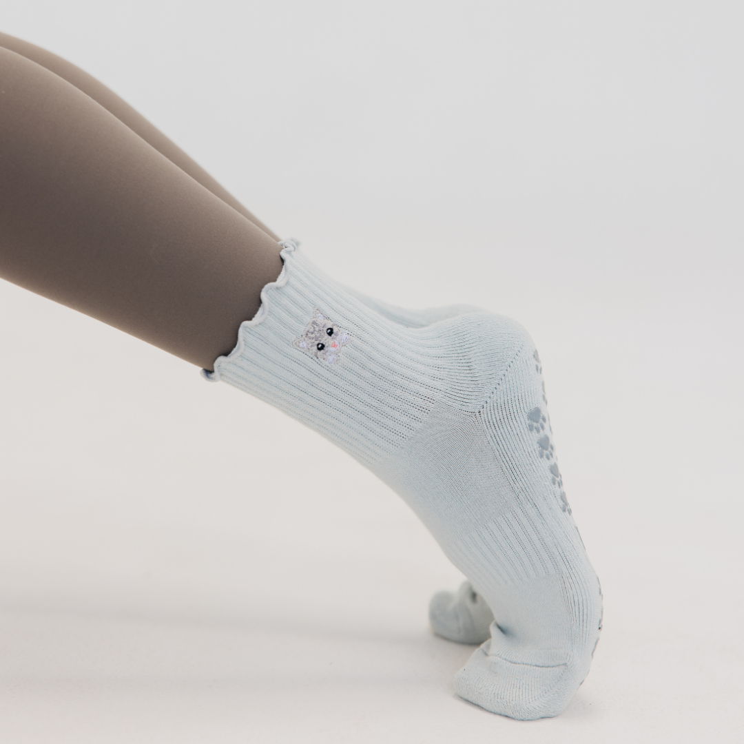 Gray Cat Pilates Grip Socks