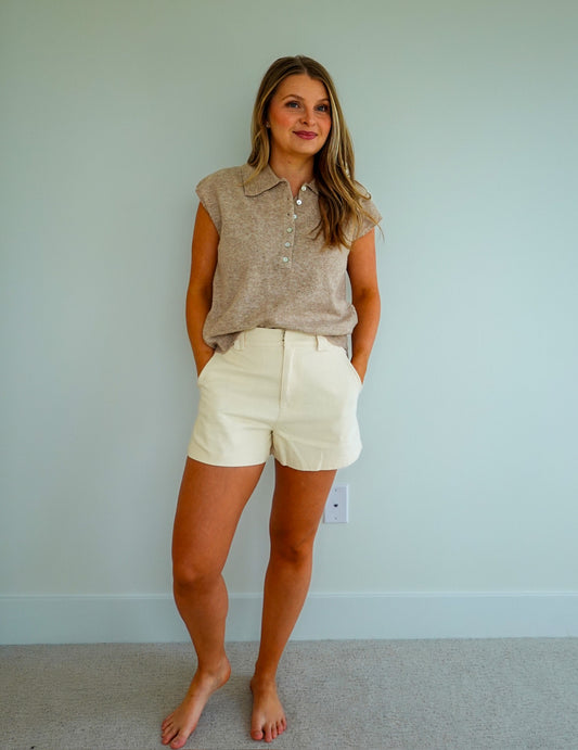 Tailored Back-Elastic Shorts