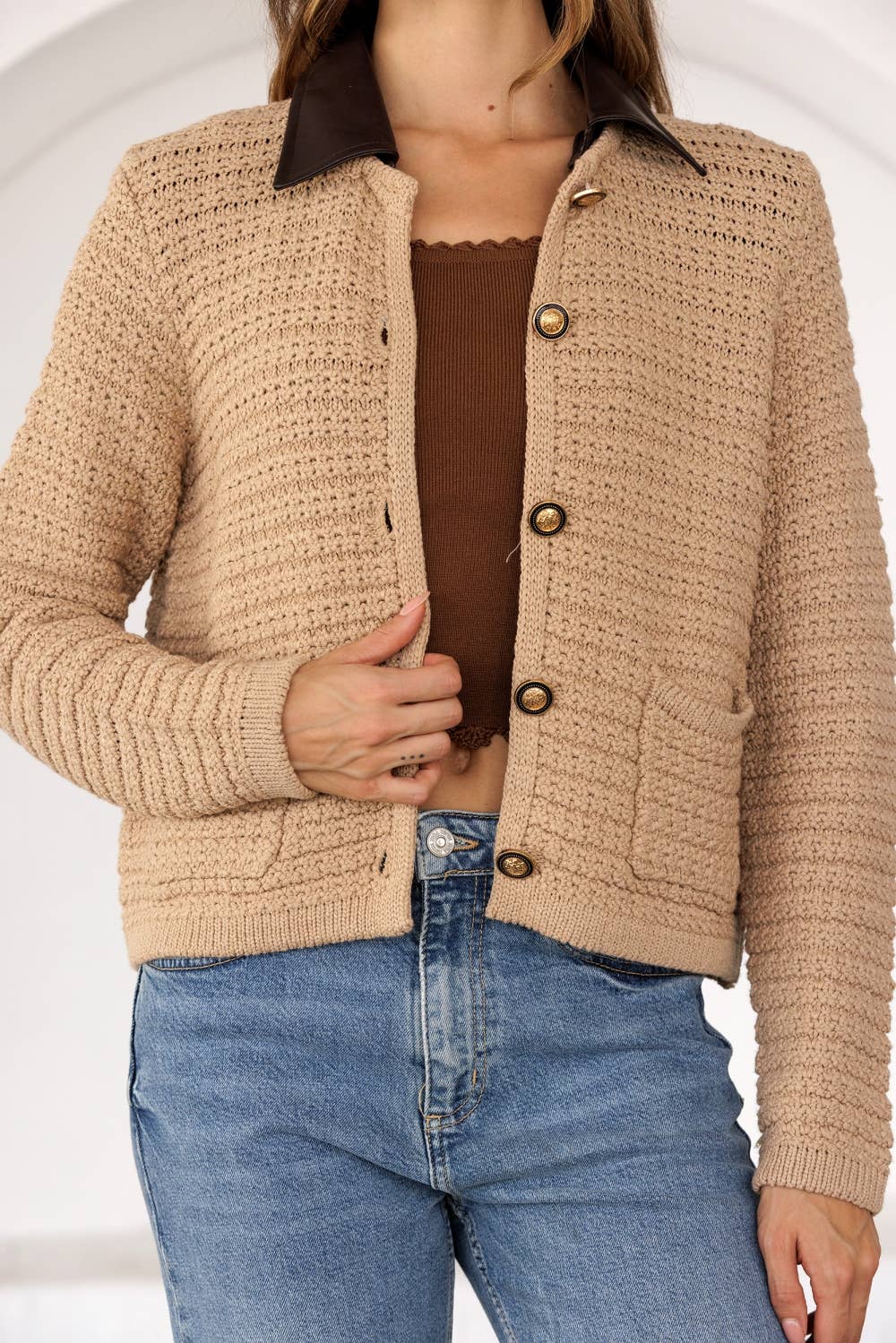 Detachable Collar Textured Knit Cardigan