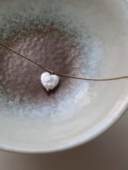 18K Gold Non-Tarnish Freshwater Pearl Heart Necklace