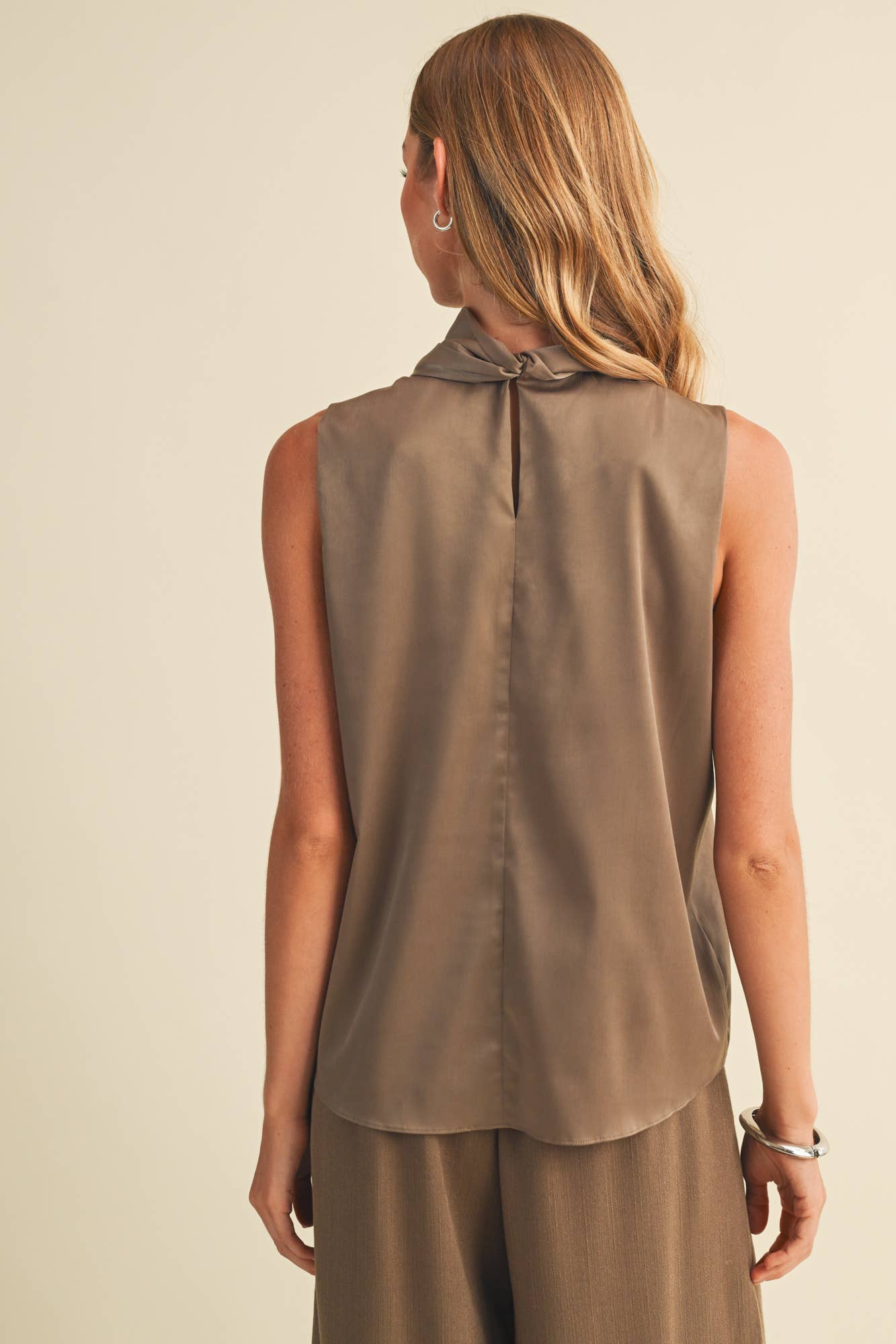 Mock-Neck Sleeveless Blouse with Bow