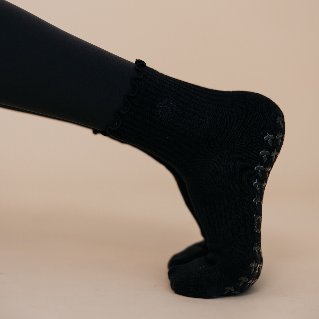 Americano Black Crew Pilates Grip Sock