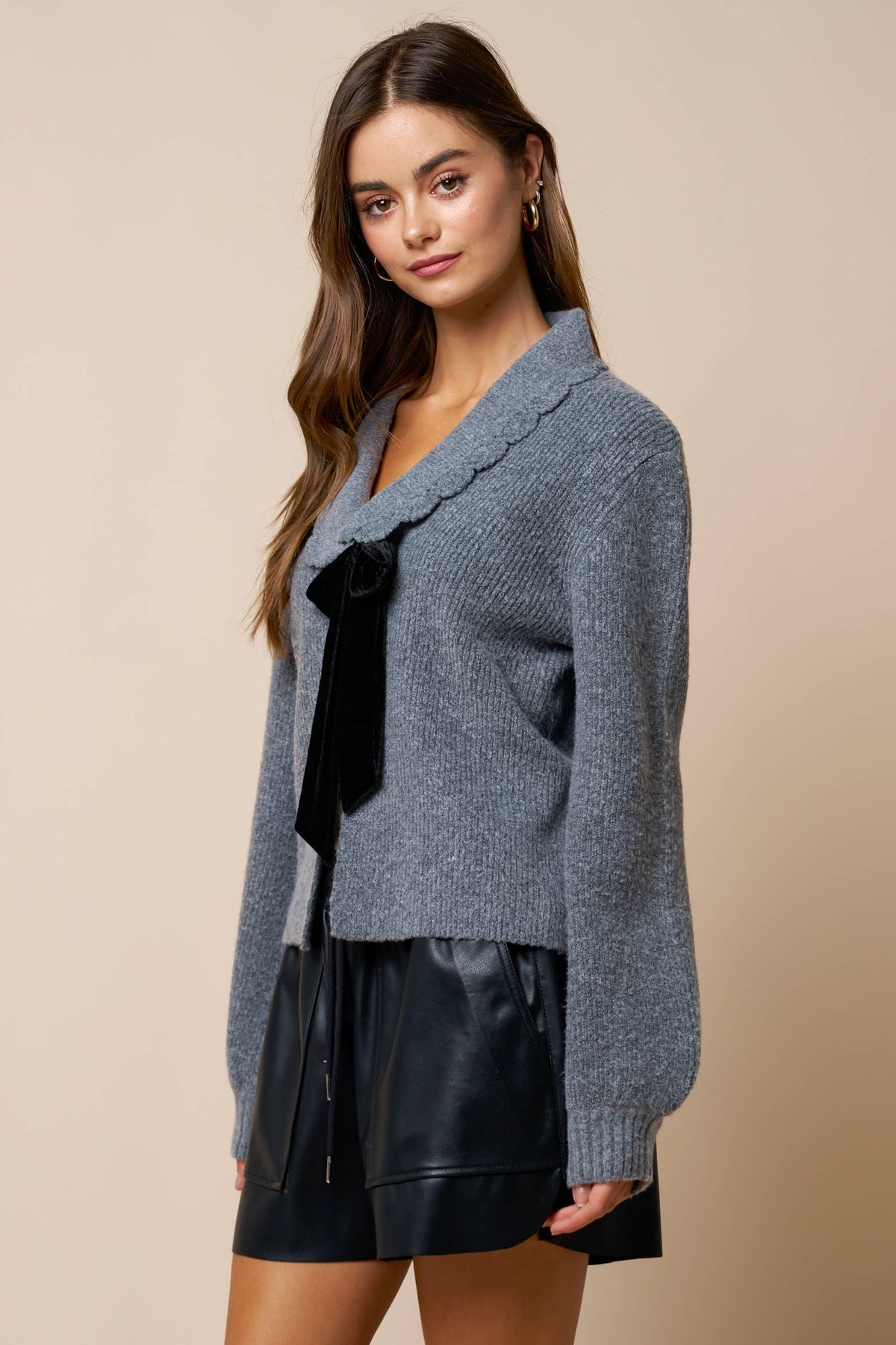 Velvet Bow Detail Scalloped Collar Cardigan