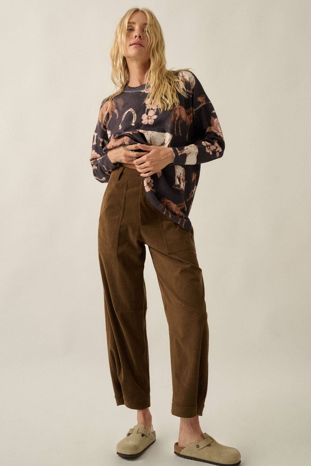 Solid Corduroy Pleated-Hem Pocket Barrel Pants