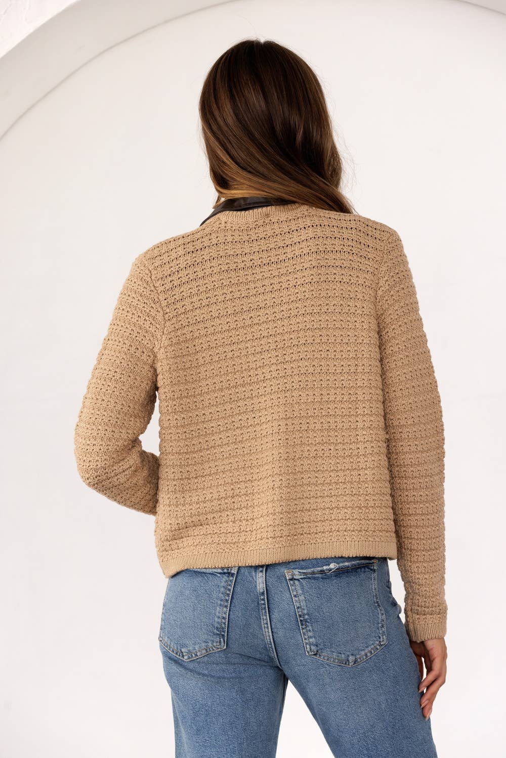 Detachable Collar Textured Knit Cardigan